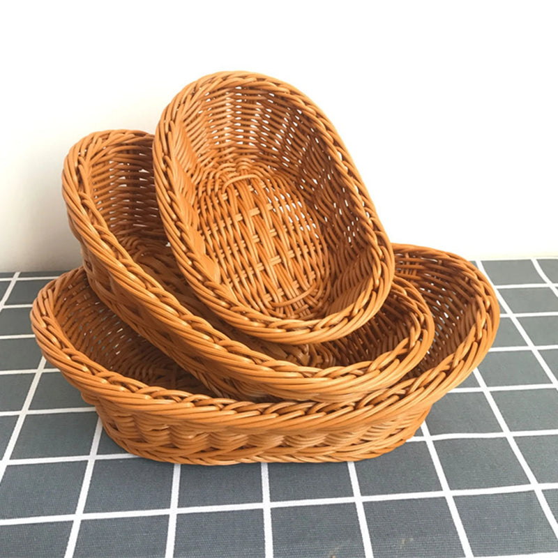 Cesta de vime trançada a mão